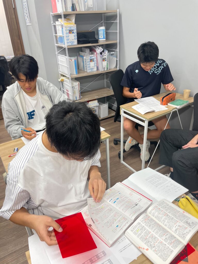 本日の自習の様子です！