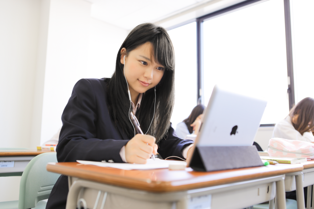 「マナビズム」映像授業の特徴とは！？